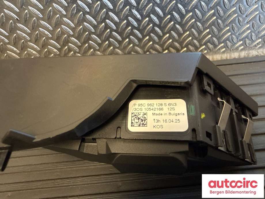 Bryter diverse til Porsche Macan 2014-->> (95B) (95B) (PORSCHE|95C 962 128 R||95C 962 128 S)