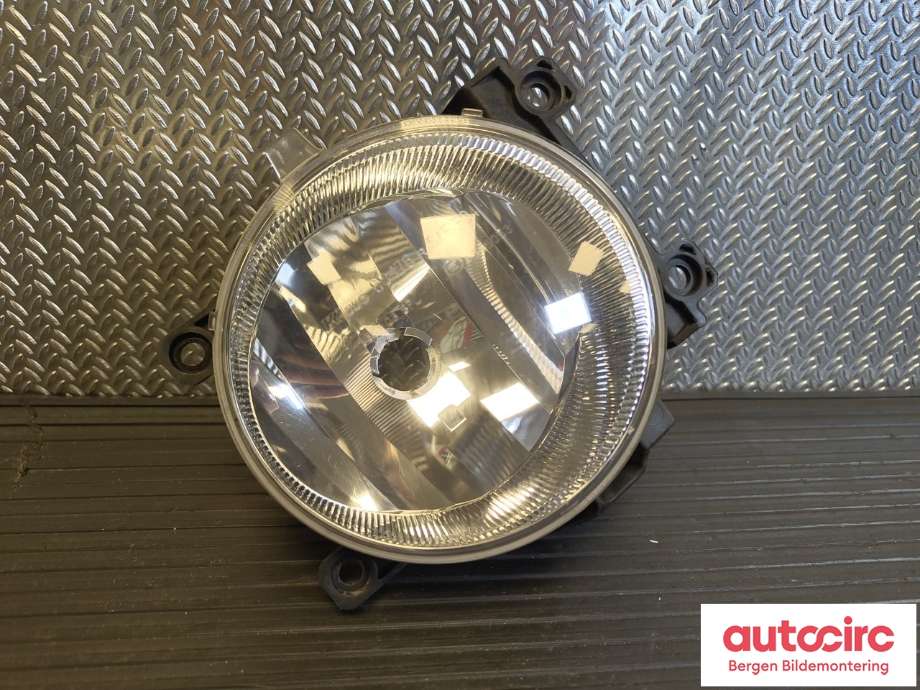 Tåkelykt høyre foran til Toyota RAV4 2013-2015 (Type IV, Fase 1) (TOYOTA|8121060180|8121060200|)