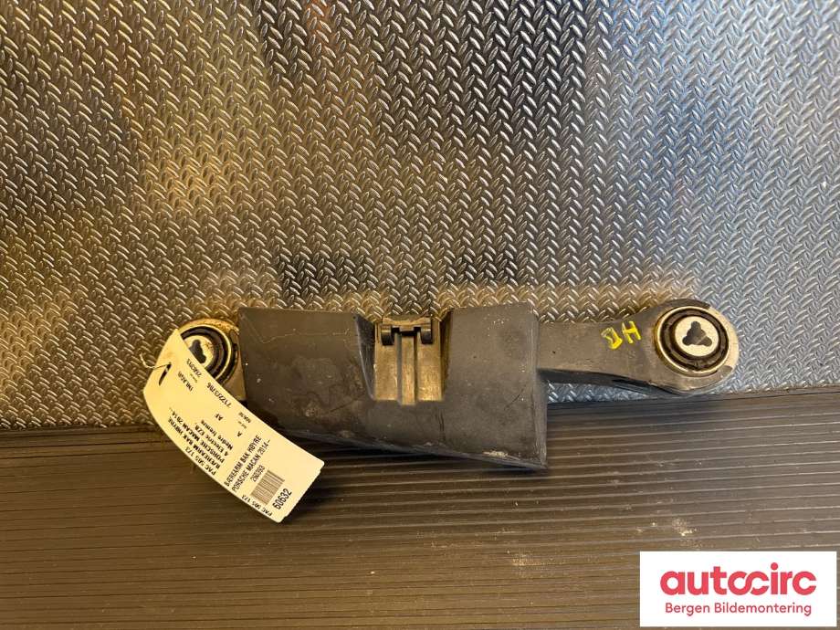 Bærebru høyre bak til Porsche Macan, 2014-->> (95B) (95B) (PORSCHE|PAC 505 173)
