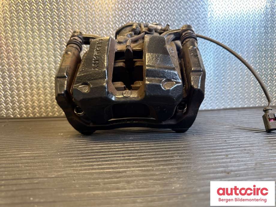 Bremsecaliper høyre bak til Porsche Macan 2014-->> (95B) (95B) (PORSCHE|95C 615 424 C|)
