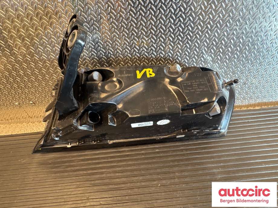 Baklykt venstre til Porsche Macan 2014-->> (95B) (95B) (PORSCHE|95C 945 095 AB|)