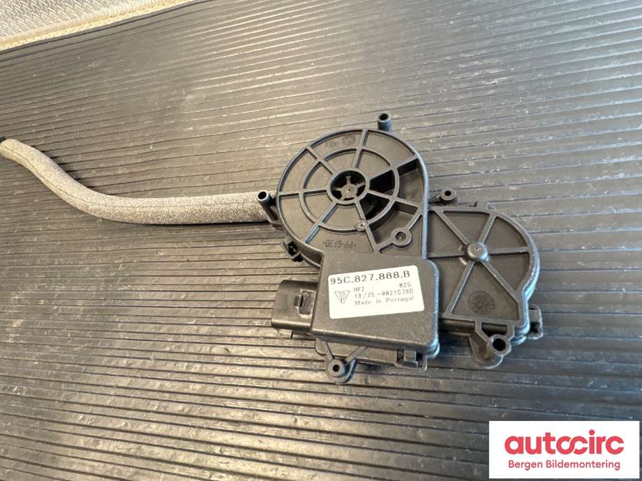 Baklukeåpner motor til Porsche Macan 2014-->> (95B) (95B) (PORSCHE|95C 827 888 C|95C 827 888 B|)