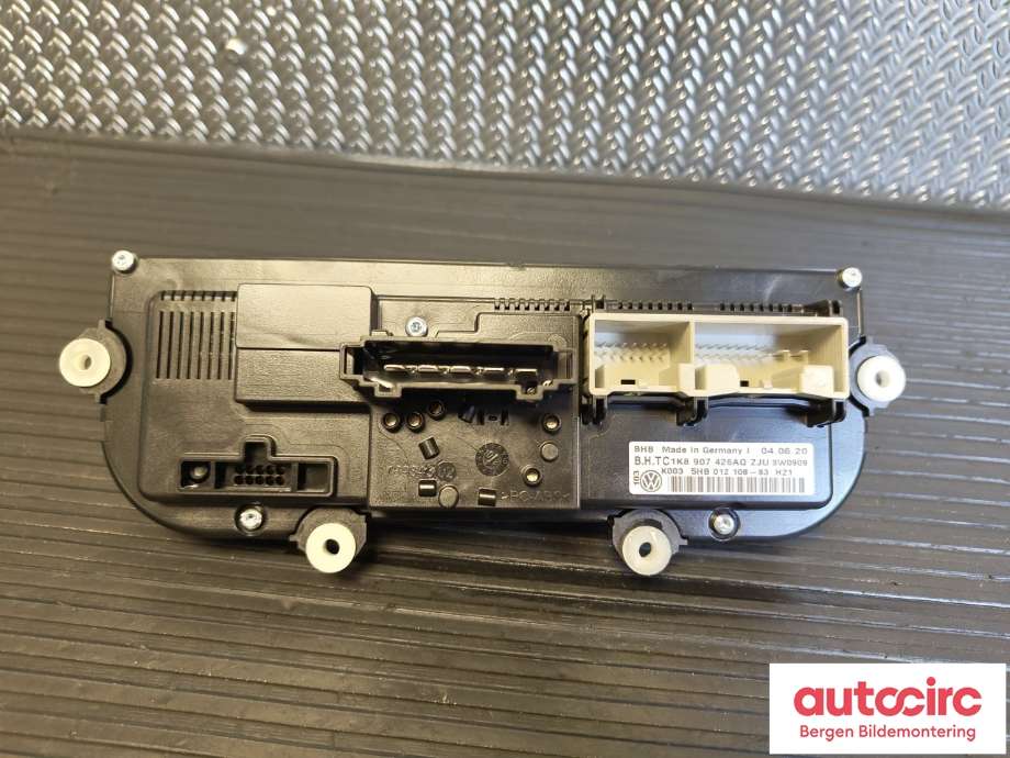 Varmeapparat betjening til VW Caddy 2015-2020 (Type III, Fase 3)  (VOLKSWAGEN|1K8907426AQ|)