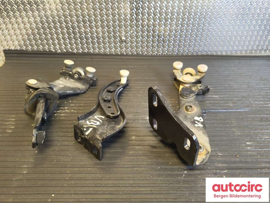 Diverse deler til VW Caddy 2015-2020 (Type III, Fase 3)  (VOLKSWAGEN|2K0 843 397 B|2K0 843 435 B|2K0 843 335 A)