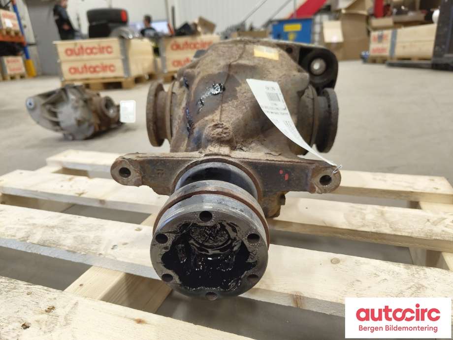 Kardang klokke bak til BMW 5-Serie 2003-2010 (E60/E61) (E60/E61) (BMW|33 10 7 560 592|)