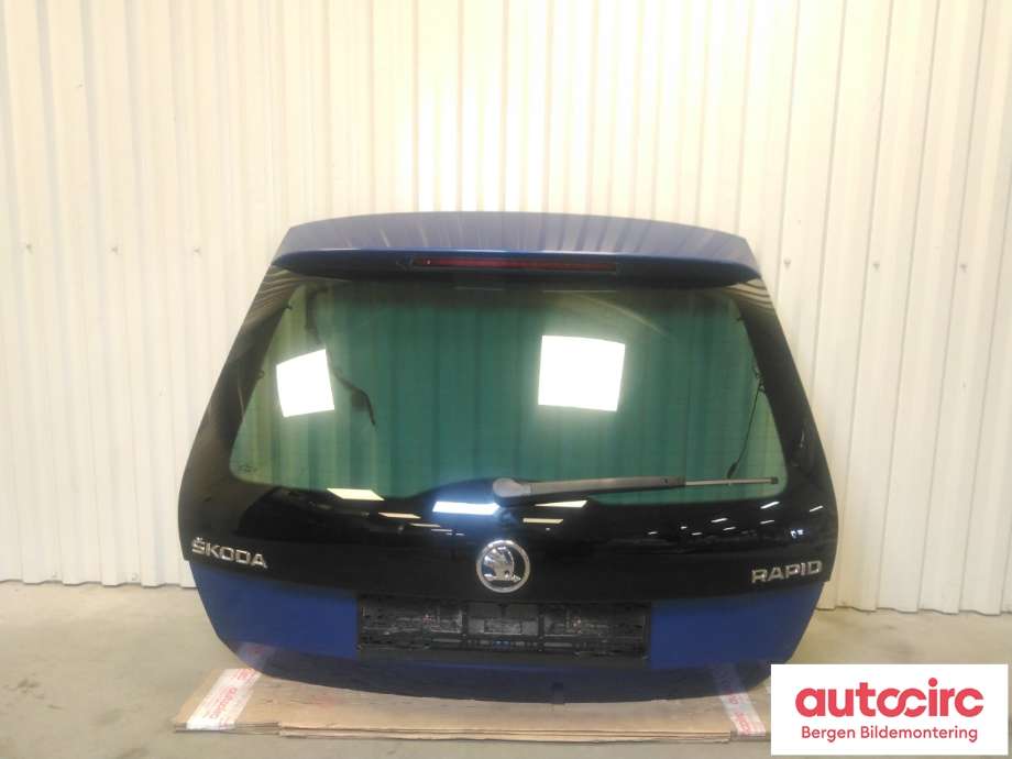 Bakluke til Škoda Rapid 2012-2019 (SKODA|5JJ 827 025 L|5JJ 827 023 G|)