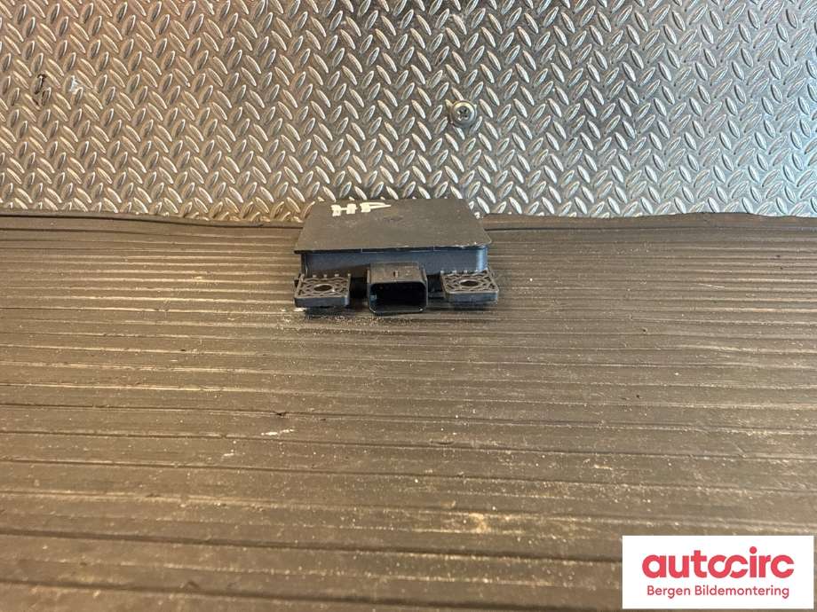 Sensor radar til Porsche Macan 2014-->> (95B) (95B) (PORSCHE|95C 907 541 BA|)