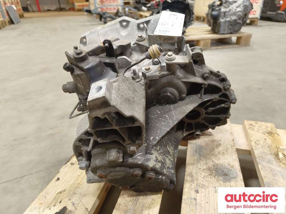 Girkasse manuell 6-trinn til Ford Focus 2011-2014 (Type III, Fase 1)  (FORD|1836350|RMAV6R-7002-KJ|2255835)