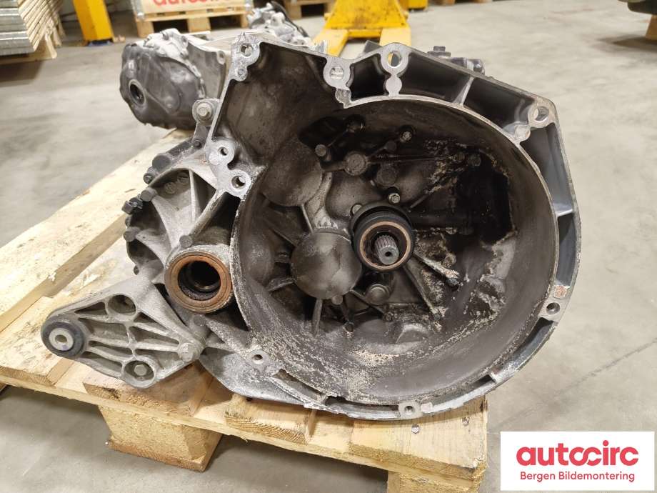 Girkasse manuell 6-trinn til Ford Focus 2011-2014 (Type III, Fase 1)  (FORD|1836350|RMAV6R-7002-KJ|2255835)