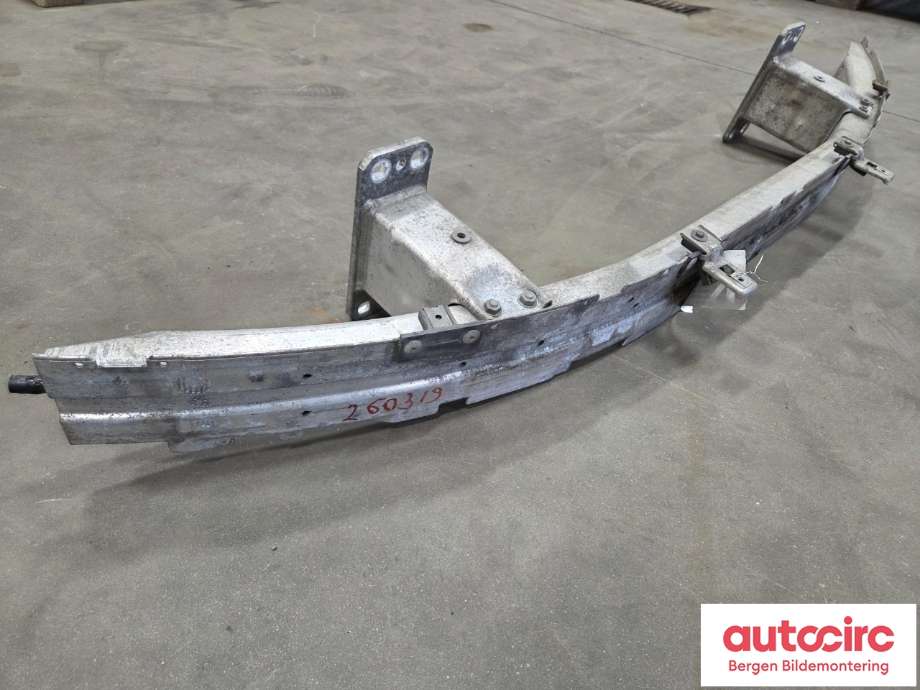 Støtfangerforsterkning foran til BMW 5-Serie 2003-2010 (E60/E61) (E60/E61) (BMW|51 11 7 148 586|)