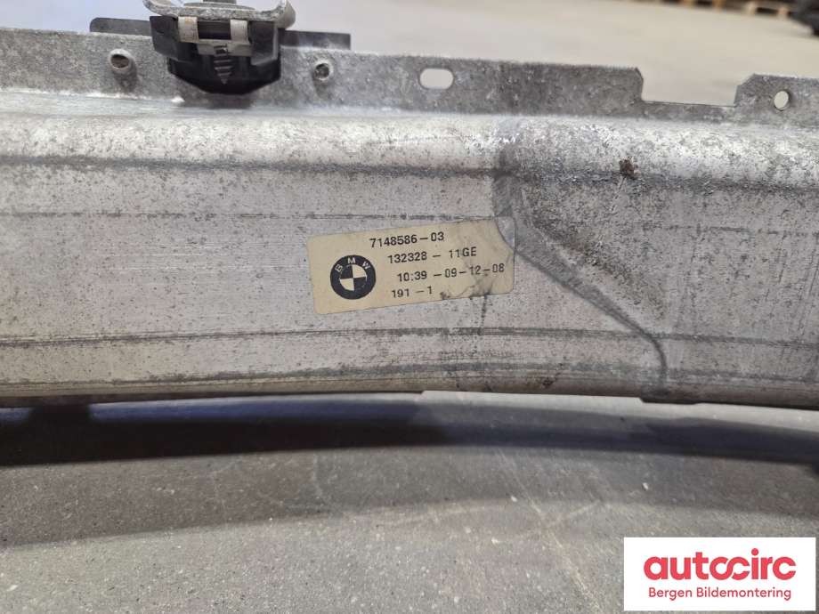 Støtfangerforsterkning foran til BMW 5-Serie 2003-2010 (E60/E61) (E60/E61) (BMW|51 11 7 148 586|)