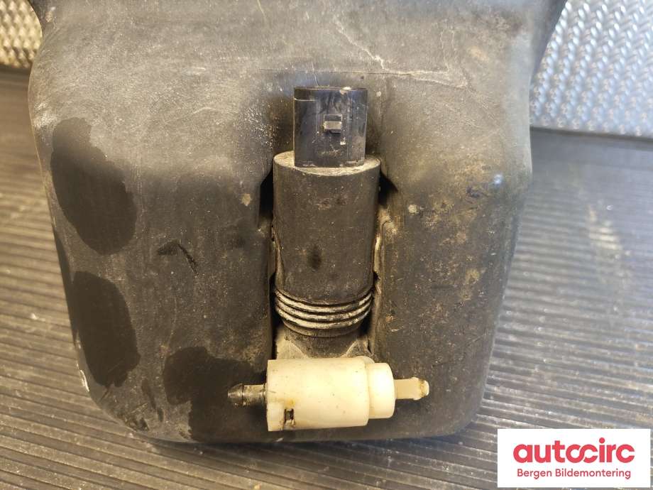 Spylertank til Mercedes Vito 2014-->> (W447) (W447) (MERCEDES|A 000 869 03 00|A 447 869 00 66|A 000 869 04 00)