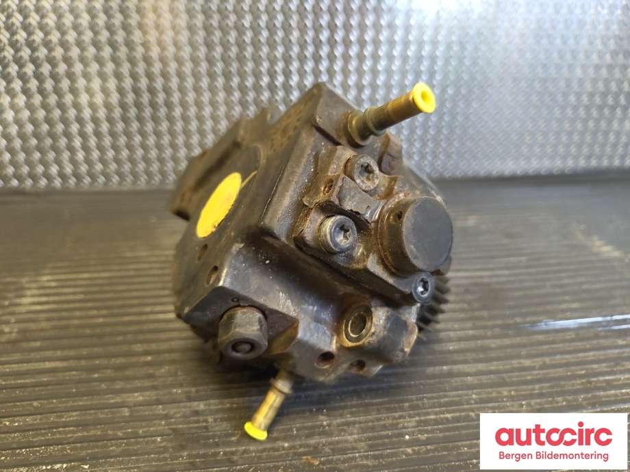 Dieselpumpe til Mercedes Vito 2014-->> (W447) (W447) (MERCEDES|A 622 070 00 01|)
