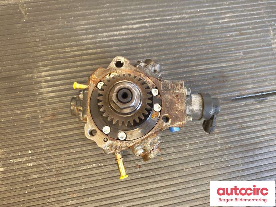 Dieselpumpe til Mercedes Vito 2014-->> (W447) (W447) (MERCEDES|A 622 070 00 01|)
