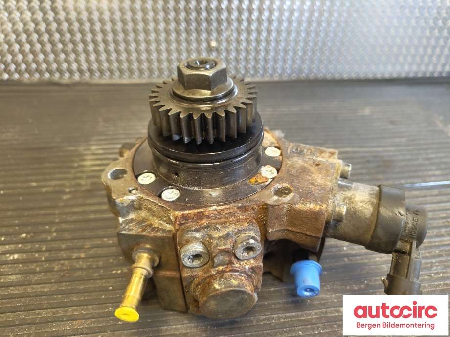 Dieselpumpe til Mercedes Vito 2014-->> (W447) (W447) (MERCEDES|A 622 070 00 01|)