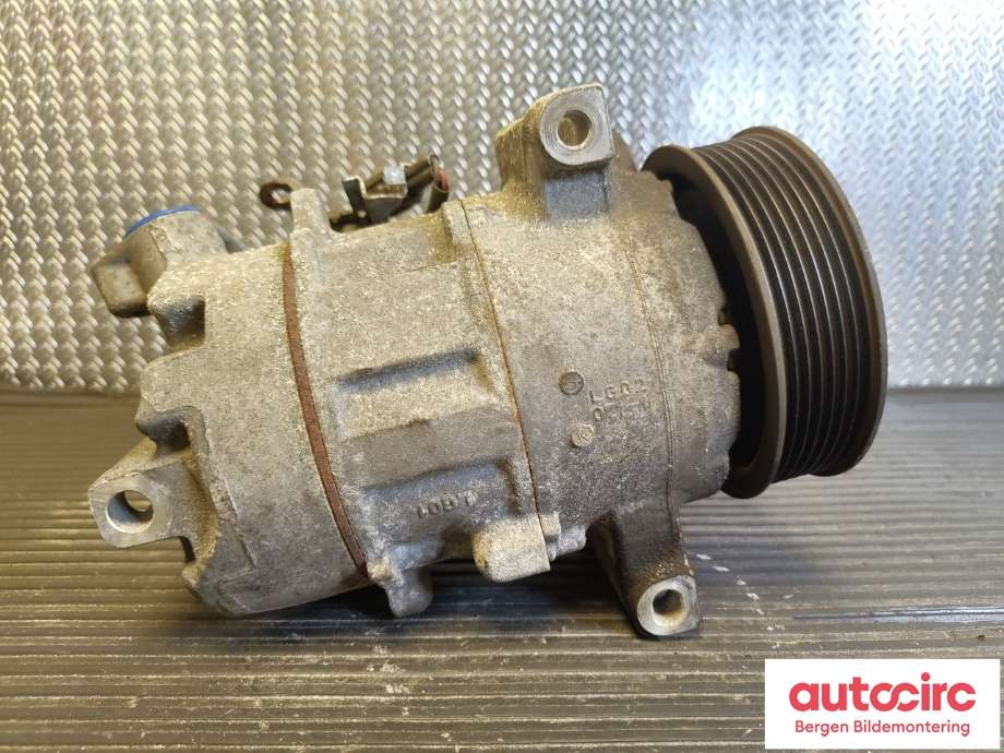 Aircondition kompressor til Mercedes Vito 2014-->> (W447) (W447) (MERCEDES|A 447 830 73 00|A 447 830 67 01|)