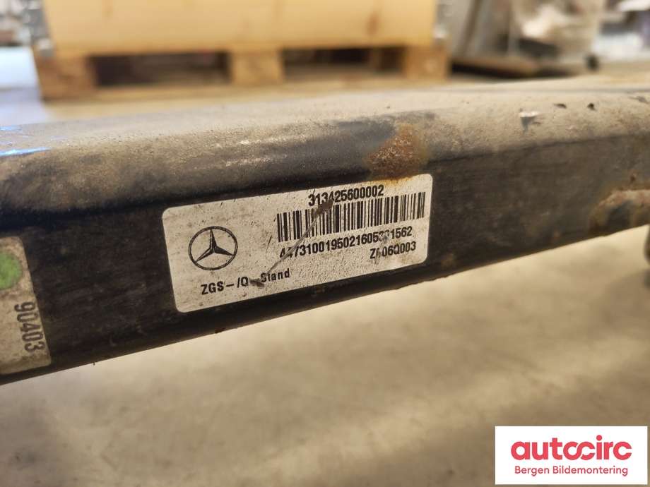 Hengerfeste til Mercedes Vito 2014-->> (W447) (W447) (MERCEDES|A 447 310 01 95|A 447 315 01 03|)