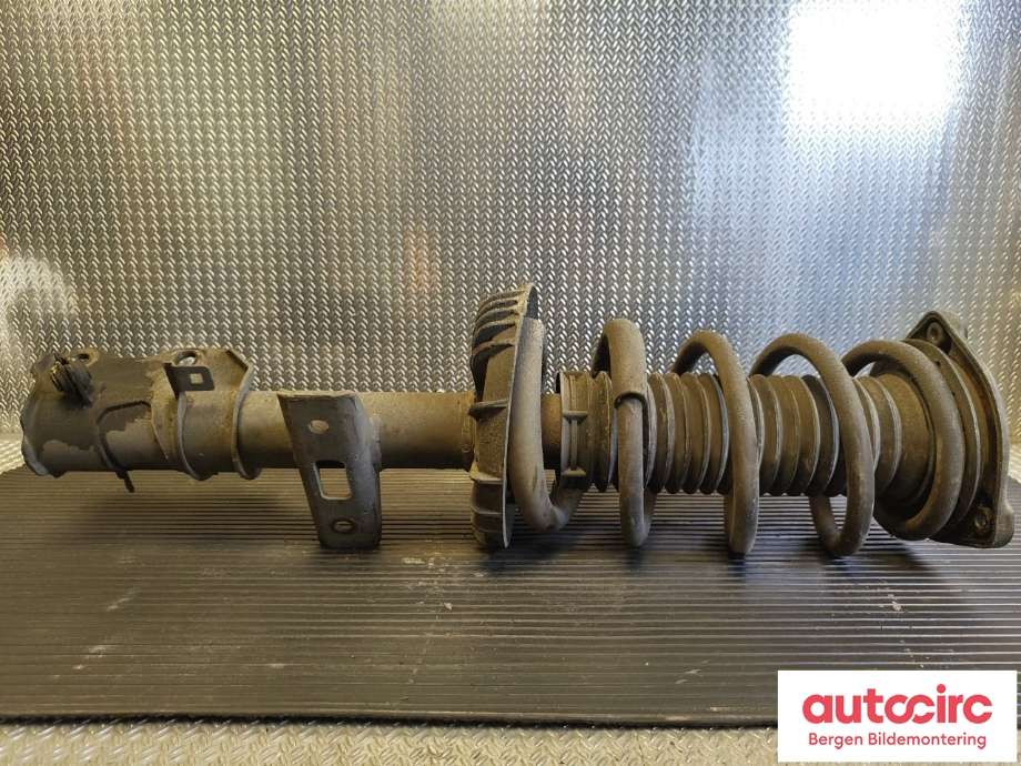 Diverse deler til Mercedes Vito 2014-->> (W447) (W447) (MERCEDES|A 447 320 57 38|A 447 321 11 04|A 447 321 08 00)