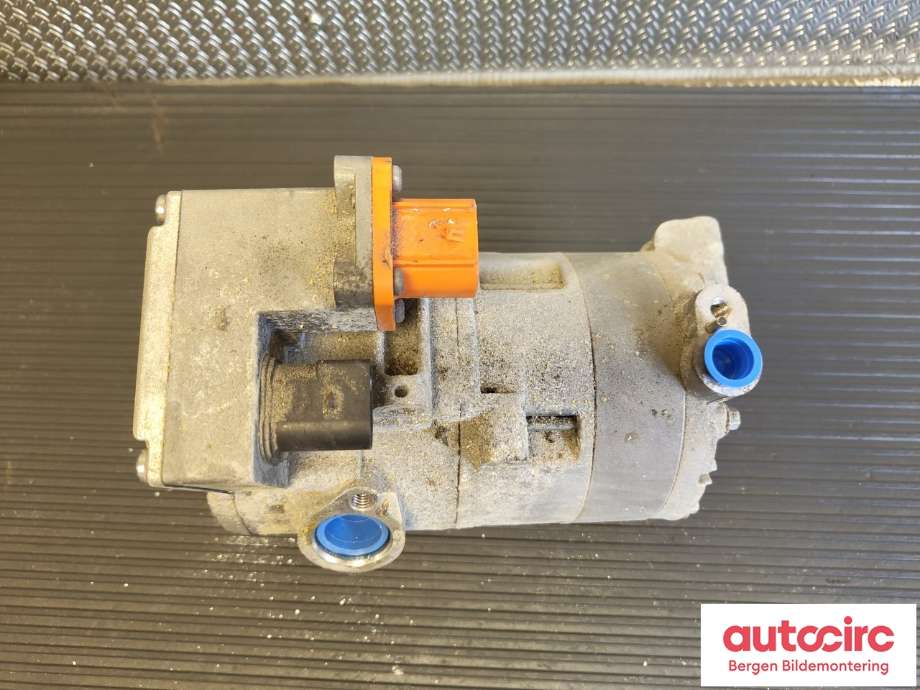 Aircondition kompressor til VW e-Golf 2017-2020 (Fase 2) (VOLKSWAGEN|5QE 816 803 A|5QE 816 803 K|)