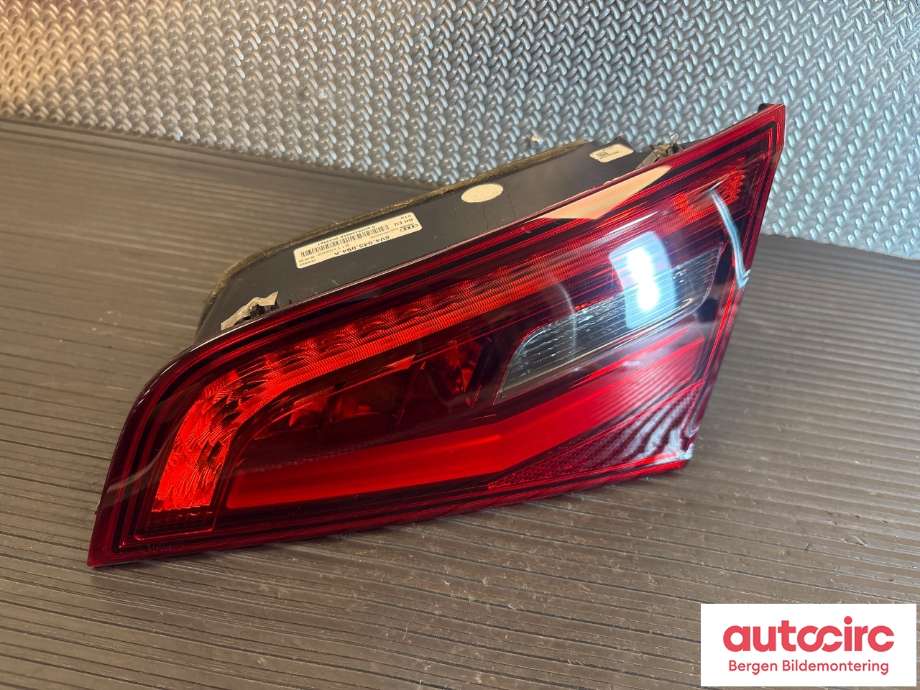 Baklykt høyre indre til Audi A3, 2016-2020 (Type III, Fase 2) (AUDI|8V4 945 094 A)