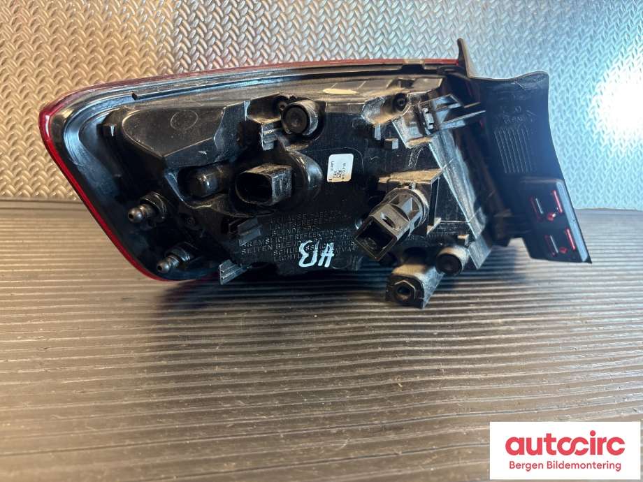 Baklykt høyre til Audi A3 2016-2020 (Type III, Fase 2)  (AUDI|8V4 945 096 D|)