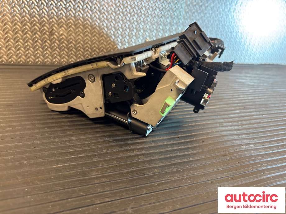 Instrument kjørecomputer til Audi A3 2016-2020 (Type III, Fase 2)  (AUDI|8V0 857 273 N|)