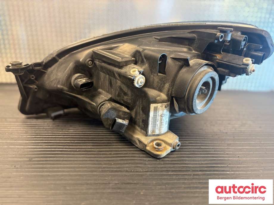 Frontlykt høyre halogen til Škoda Citigo 2012-2019 (SKODA|1ST 941 016 D|)
