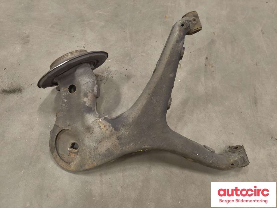 Bærebru høyre bak til Mercedes Vito/Viano 2004-2010 (Fase 1) (W639) (W639) (MERCEDES|A 639 350 31 05|A 639 350 88 05|)