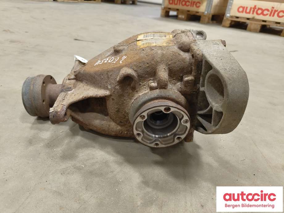 Kardang klokke bak til BMW 5-Serie 2003-2010 (E60/E61) (E60/E61) (BMW|33 10 7 562 712|)