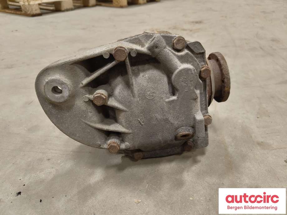 Kardang klokke bak til BMW 5-Serie 2003-2010 (E60/E61) (E60/E61) (BMW|33 10 7 562 712|)