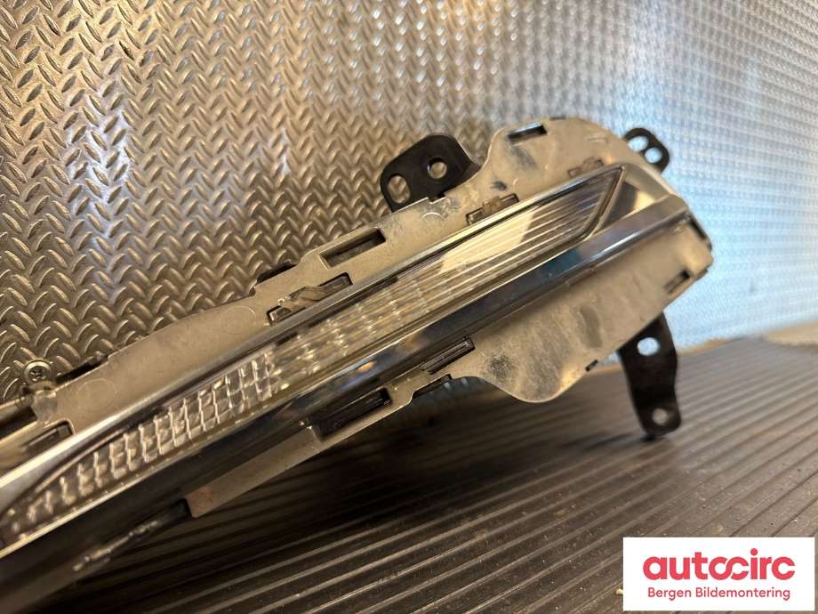 Frontlykt venstre halogen til Peugeot 308 2013-2021 (Type II) (PEUGEOT|98 183 416 80|)