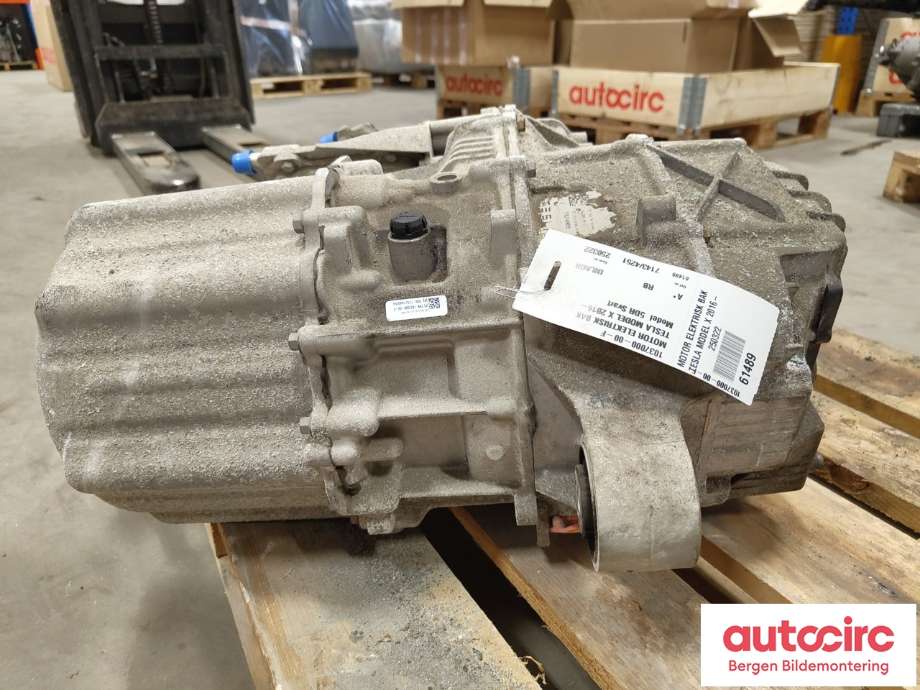 Motor elbil bak til Tesla Model X 2016-->>  (TESLA|1037000-00-F|)