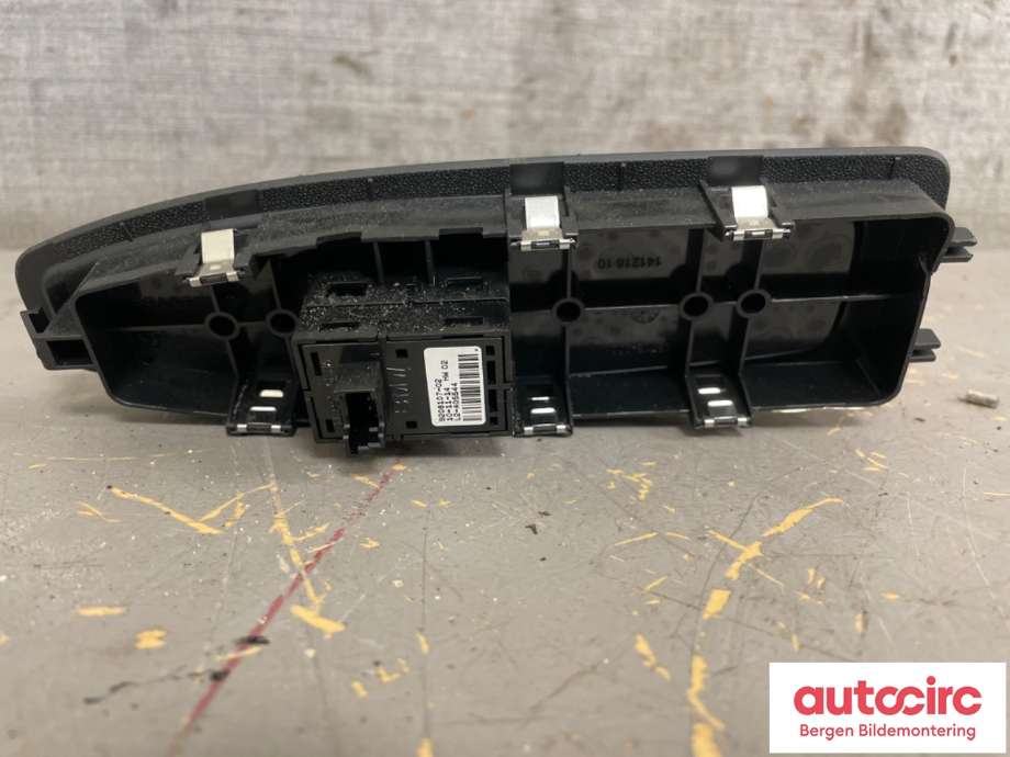 Bryter ruteheis til BMW 4-Serie 2013-2020 (F32/F33/F36) (F32/F33/F36) (BMW|61319208107||9208107-02)