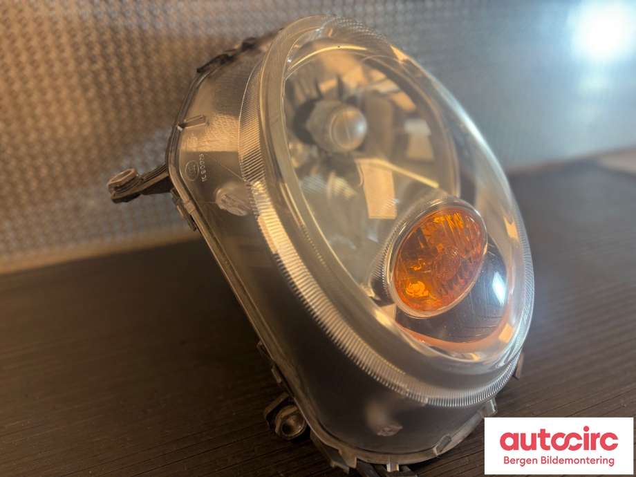 Frontlykt venstre halogen til Mini One/Cooper 2007-2014 (R55-57) (R55-57) (MINI|63 12 2 751 263|)