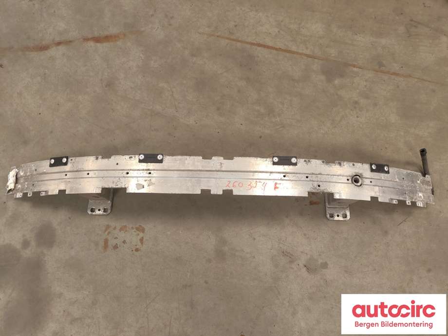 Støtfangerforsterkning foran til BMW 5-Serie 2003-2010 (E60/E61) (E60/E61) (BMW|51 11 7 148 586|)