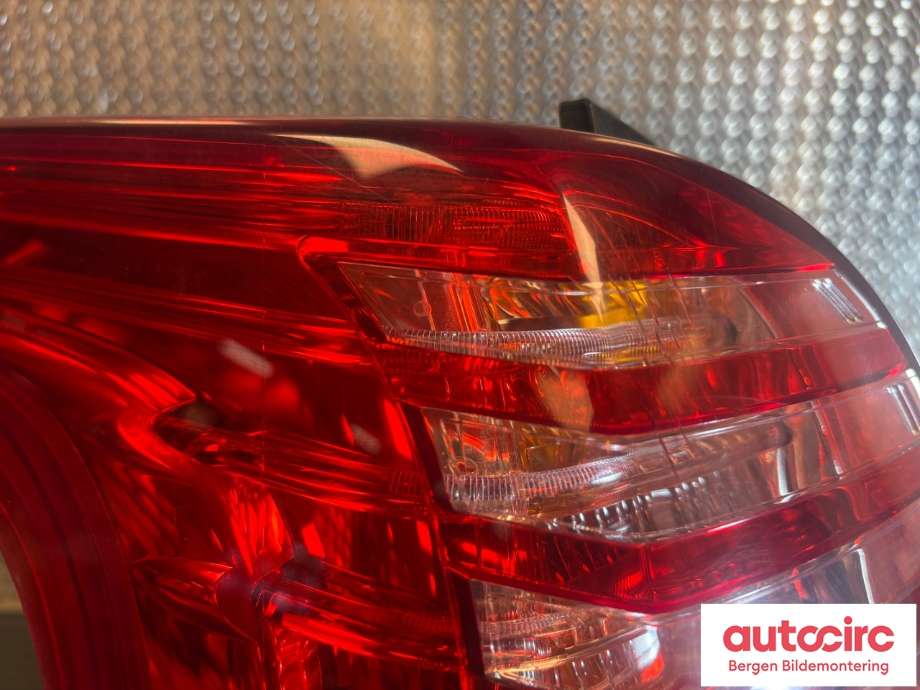 Baklykt venstre til Peugeot 5008 2010-2017 (Type I)  (PEUGEOT|6350 KH|)