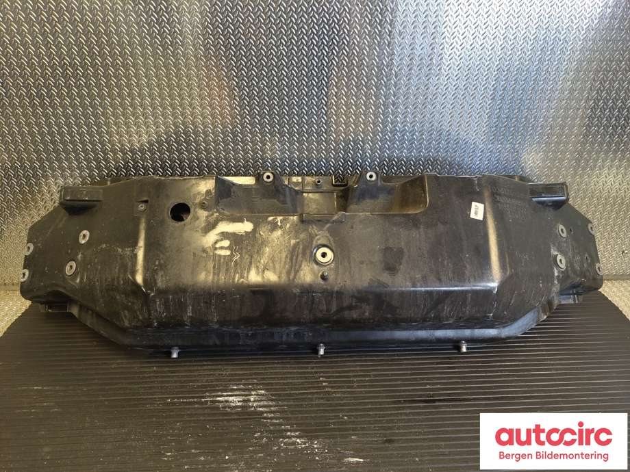 Frontplate øvre til Tesla Model X 2016-->> (TESLA|1035176-00-G|)
