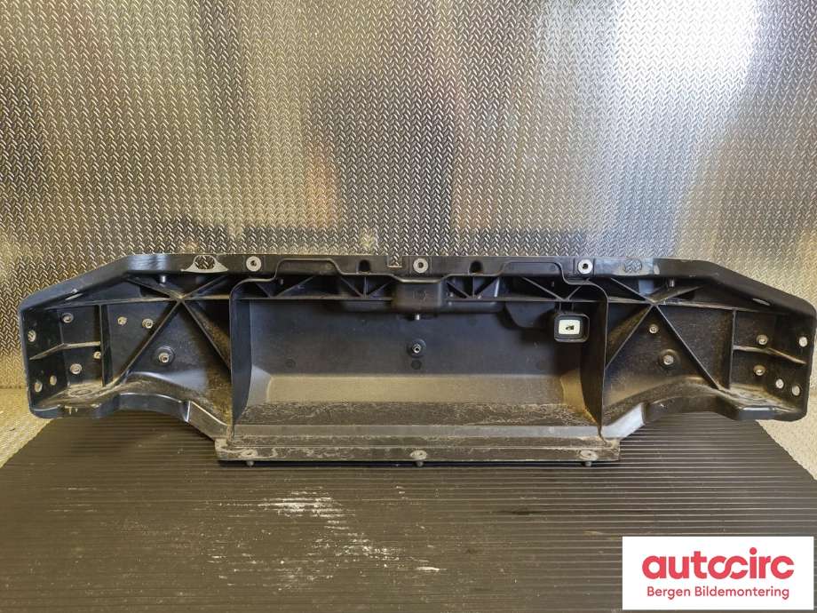 Frontplate øvre til Tesla Model X 2016-->> (TESLA|1035176-00-G|)