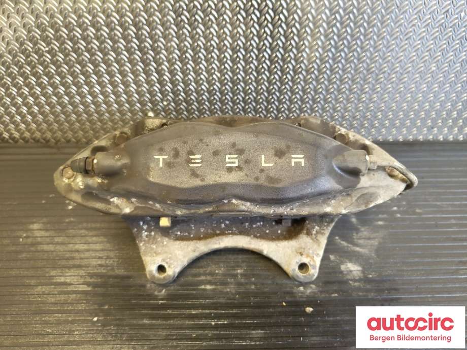 Bremsecaliper venstre foran til Tesla Model X 2016-->> (TESLA|1027621-00-C|)