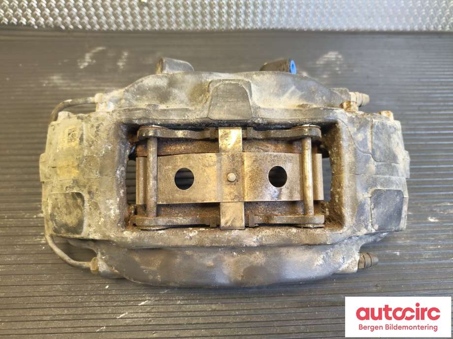 Bremsecaliper høyre foran til Tesla Model X 2016-->> (TESLA|1027622-00-C|)