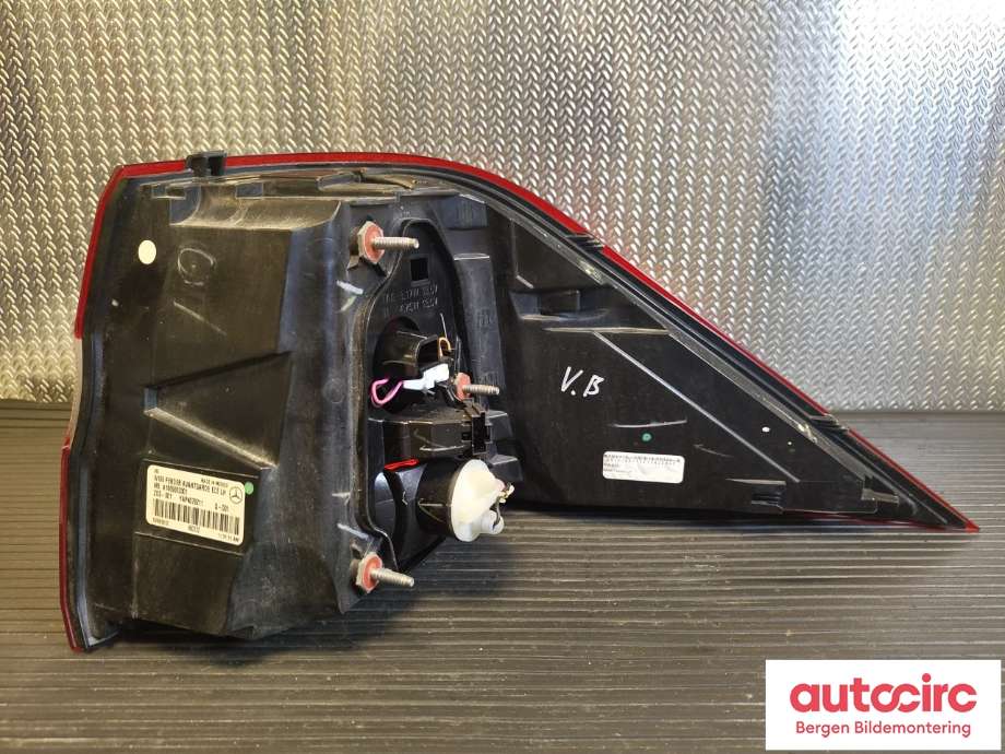 Baklykt venstre til Mercedes ML 2011-2015 (Fase 1) (W166) (W166) (MERCEDES|A1669063301|)