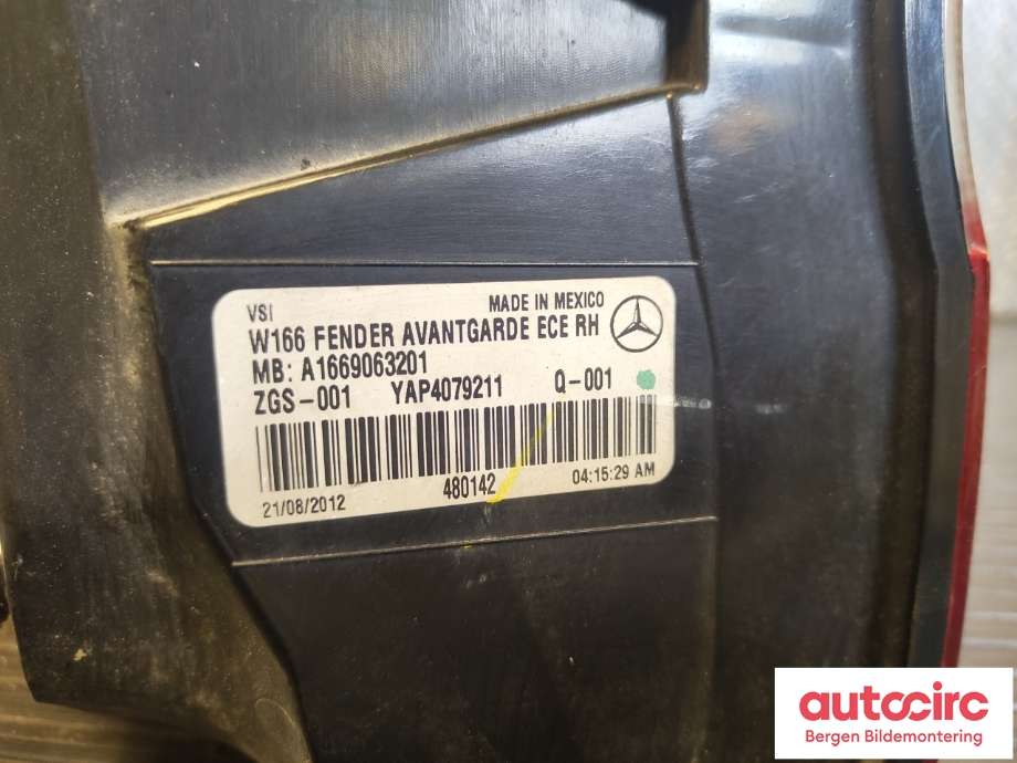 Baklykt høyre til Mercedes ML 2011-2015 (Fase 1) (W166) (W166) (MERCEDES|A1669063201|)