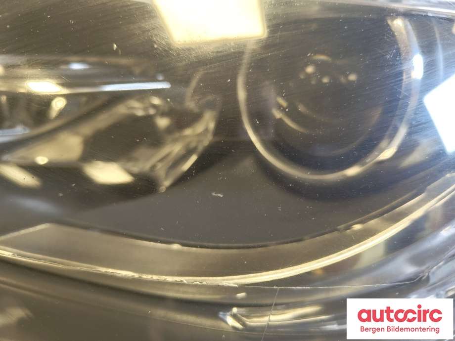 Frontlykt venstre halogen til Mercedes ML 2011-2015 (Fase 1) (W166) (W166) (MERCEDES|A1668205459|)