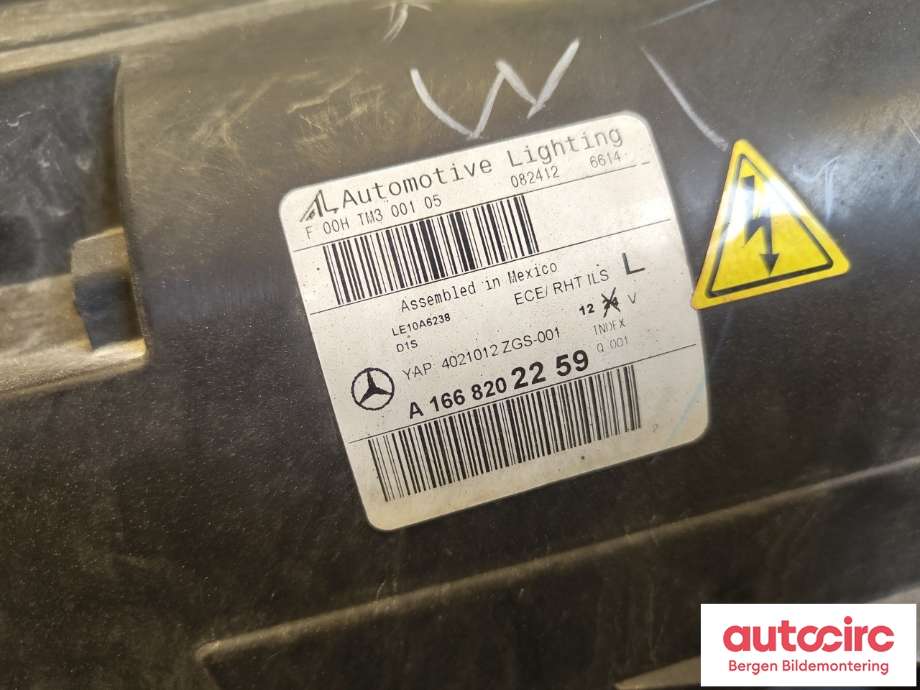 Frontlykt venstre halogen til Mercedes ML 2011-2015 (Fase 1) (W166) (W166) (MERCEDES|A1668205459|)