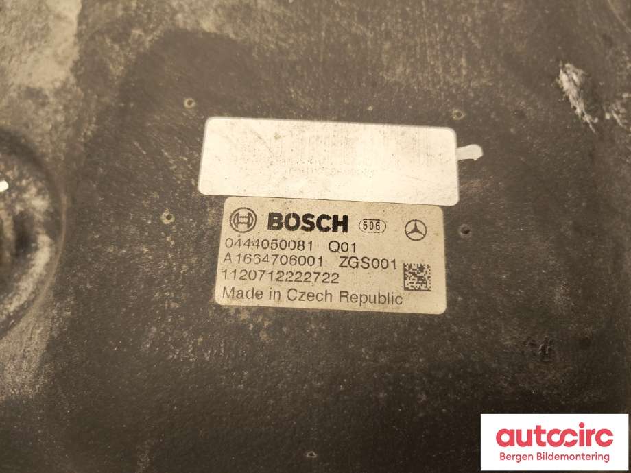 AdBlue tank til Mercedes ML 2011-2015 (Fase 1) (W166) (W166) (MERCEDES|A1664703701|A 166 470 60 01|)