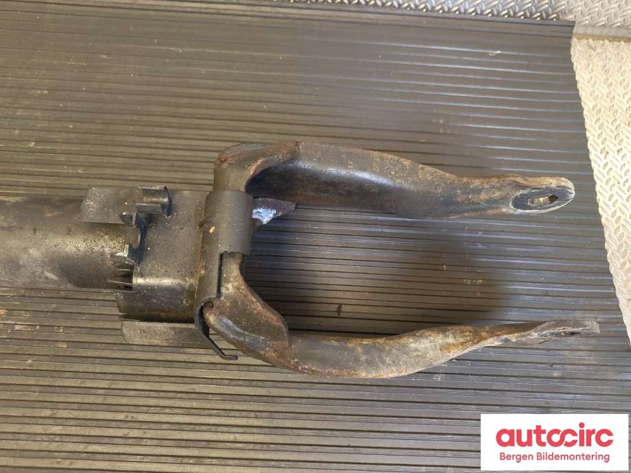 Diverse deler til Mercedes ML 2011-2015 (Fase 1) (W166) (W166) (MERCEDES|A 166 323 10 00|A 166 323 24 00|A 166 321 12 04)