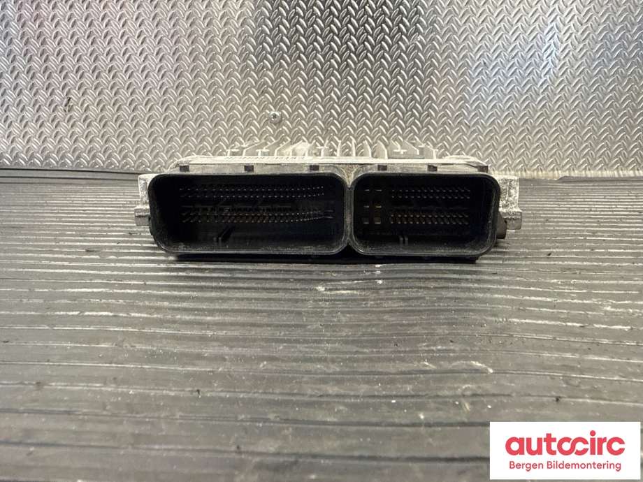 Styreenhet motor til Mercedes B-Klasse 2011-2018 (W246) (W246) (MERCEDES|A 651 900 94 02|A 651 900 76 00|)