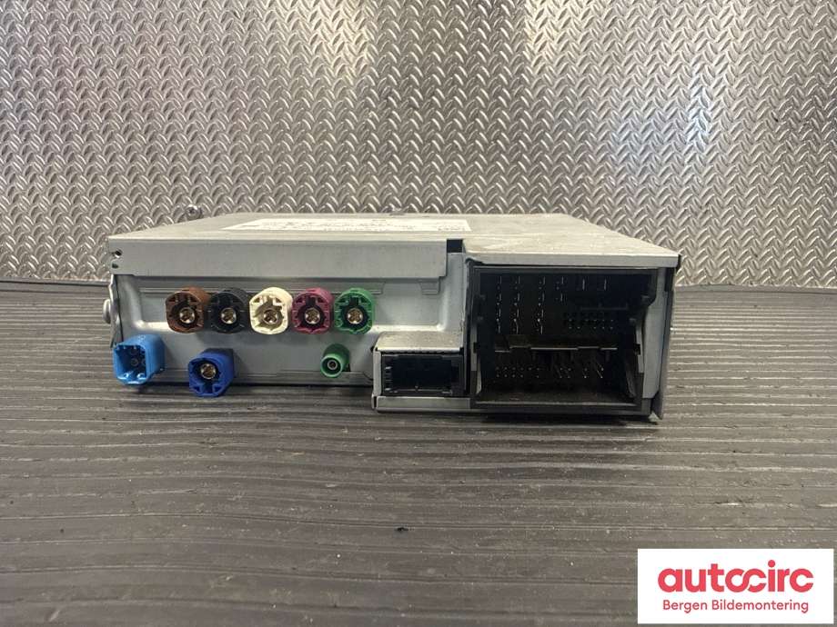 Bilstereo til Porsche Taycan 2019-->>  (PORSCHE|9J1 035 070 BF|9J1 035 070 M|)