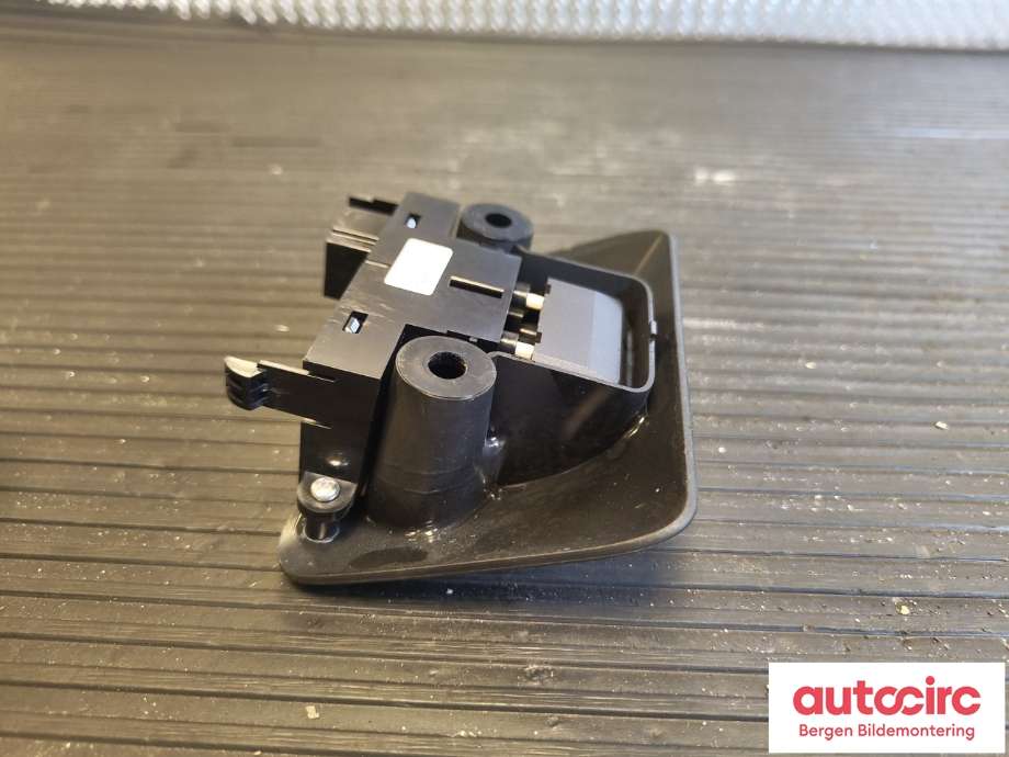 Bryter elektrisk håndbrekk/parkbrems til Volvo V70 2007-2013 (Type III, Fase 1)  (VOLVO|31433703||30773539)