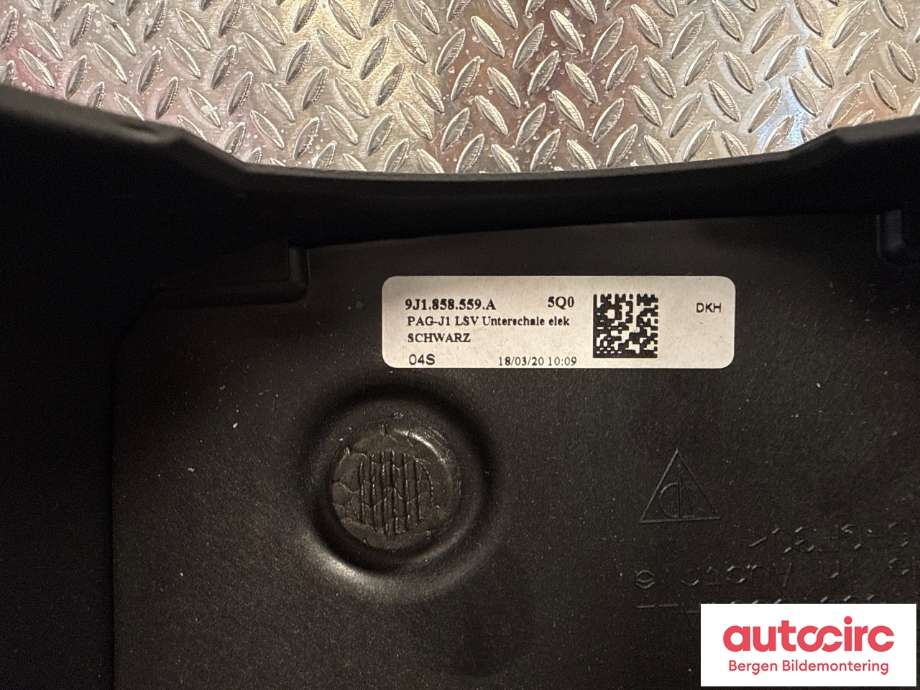Ratt deksler til Porsche Taycan 2019-->> (PORSCHE|9J1 858 559 A|)